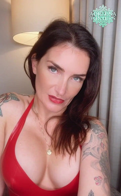 Adreena Winters: Es ist zeit, deine Zukunft hart zu betrachten ... Ich meine,...