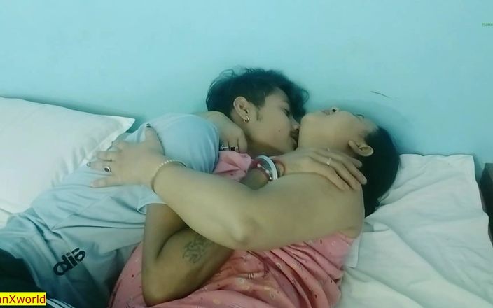 Indian Xshot: Tante seksi asal bengali malkin lagi asik ngentot sama pembantunya!...