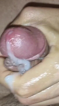 Sperma in De Kont, Papa Neukte De Twink Hard En Vulde Zijn Gat Met Sperma