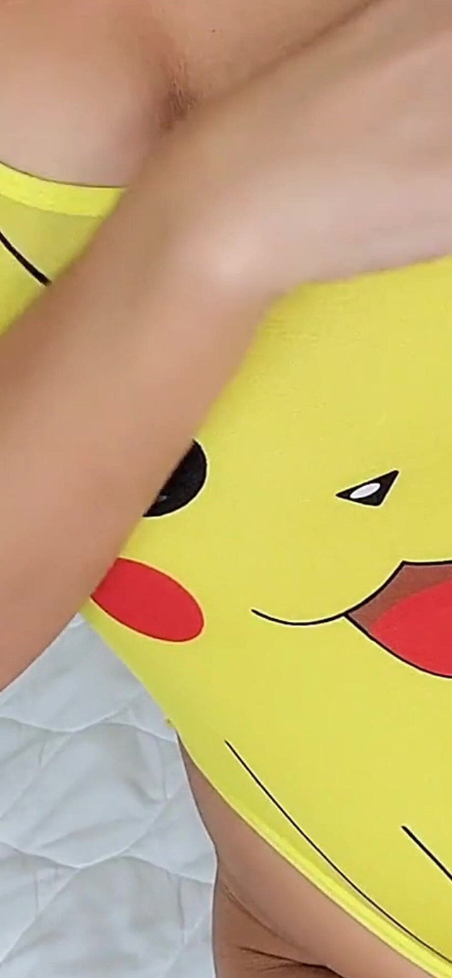 Is Yellow (Miss Anja)