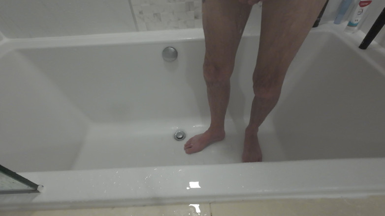 Big dick dadddy: Am nevoie de un sclav al picioarelor care să-mi venereze...