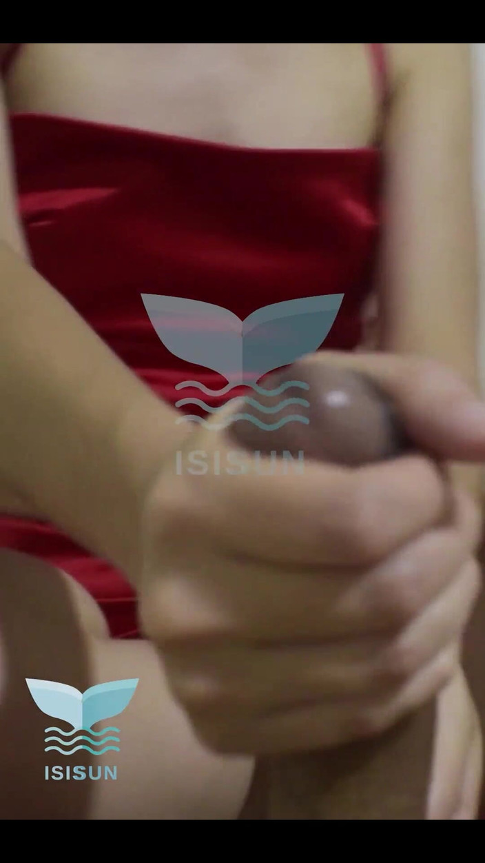 Isis Sun: Trò đùa của chị kế tuổi teen isis sun kết thúc...