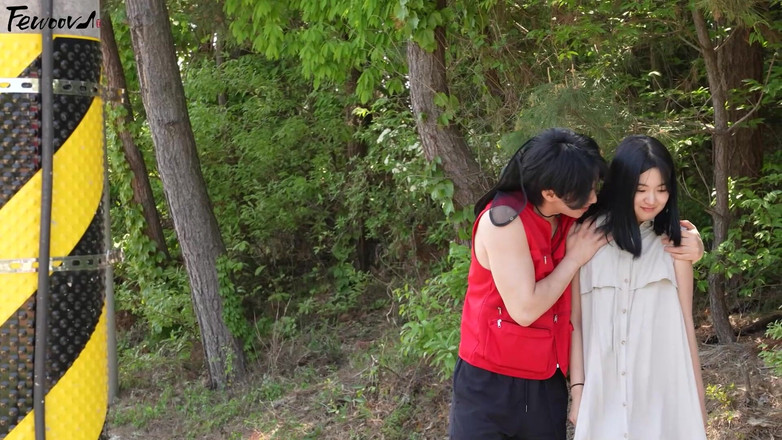 Fewoovcom: Con rể thèm muốn mẹ chồng, và vợ của người đàn ông...