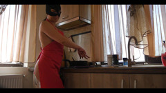 MilfyCalla: Kann ich für Sie kochen?