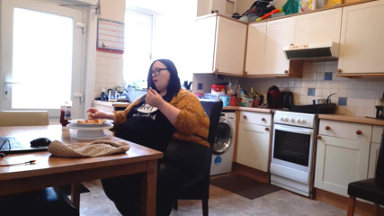 SSBBWLadyBrads: BBW SSBBW fanfiction fantasy eating and body growth