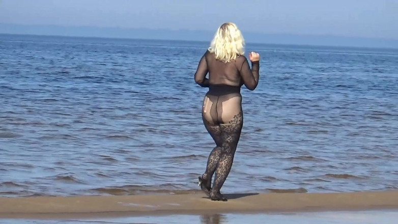 RedRoseRus: Black Style-spaziergang Am Strand