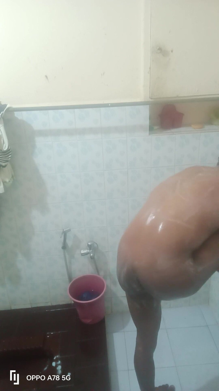 Nari: Hornymilf Fucker