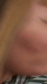 Štíhlá Shemale šuká