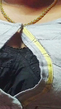 Je baise une demi-sœur desi - nouvelle vidéo indienne de sexe torride