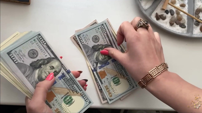 Goddess Misha Goldy: ASMR rustling of dollar bills in my beautiful manicured hands &amp;...