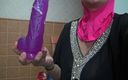 Souzan Halabi: Arabiska cuckold fru stor spermasprut