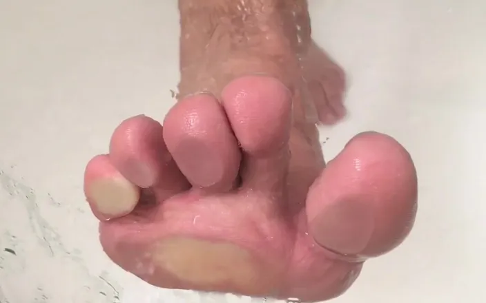 Manlyfoot: Home From Work Come Help Me Shower Wash My Big...
