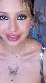 Lippen-Fetisch Gloss Gloss necken mit meinen prallen Lippen