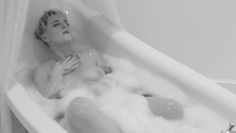 Kylie Britain Adventures: Bubbelig
