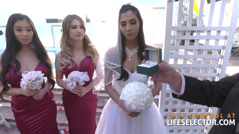 LifeSelector: Pieprzyć swoją pannę młodą, Giannę Dior i druhny, Kristen Scott...
