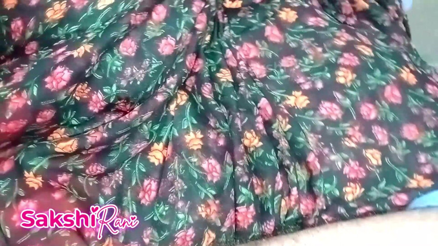 Indian Mom Ke Saari Me Chudai Big Tits Licking, Chut Par Pani Nikala, Mast Sex Hindi Mms Video Dirty Talking (Sakshi Raniii)
