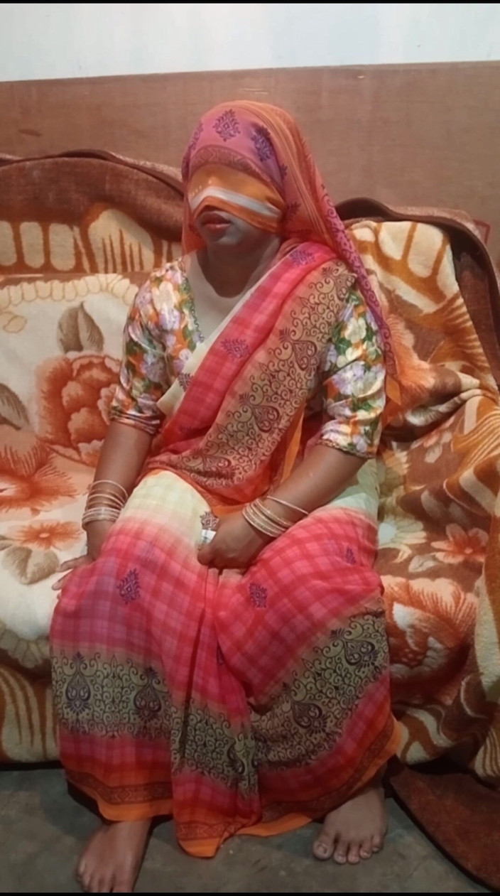 Shahnaazz: House Maid Want Fast Night Experience