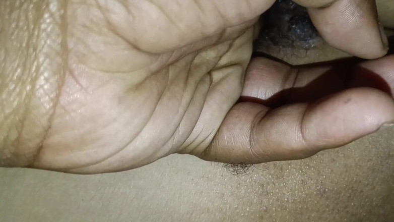 Labli: Sexe nocturne avec une bhabhi