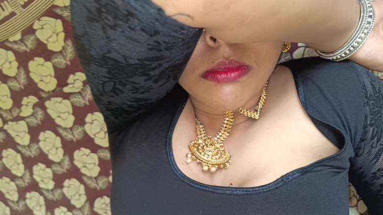 Palani69: Sari azul ama de casa Jerry Red labios lindos