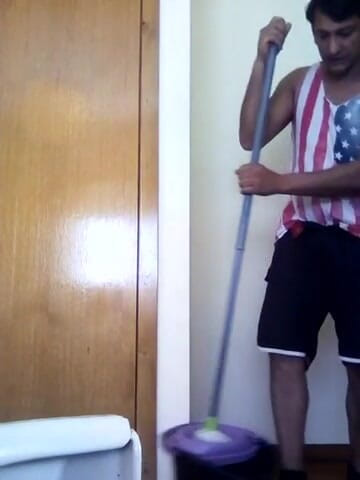 Boy top Amador: A young boy cleans the house very horny and with...