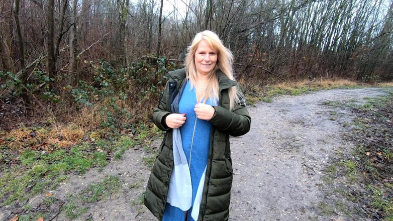 SweetSusi: Liếm đôi ủng cao su của tôi