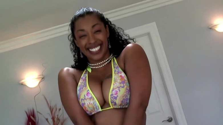 Erotic Planet Studio: Eu și gagica mea negresă cu corp perfect pe la spate