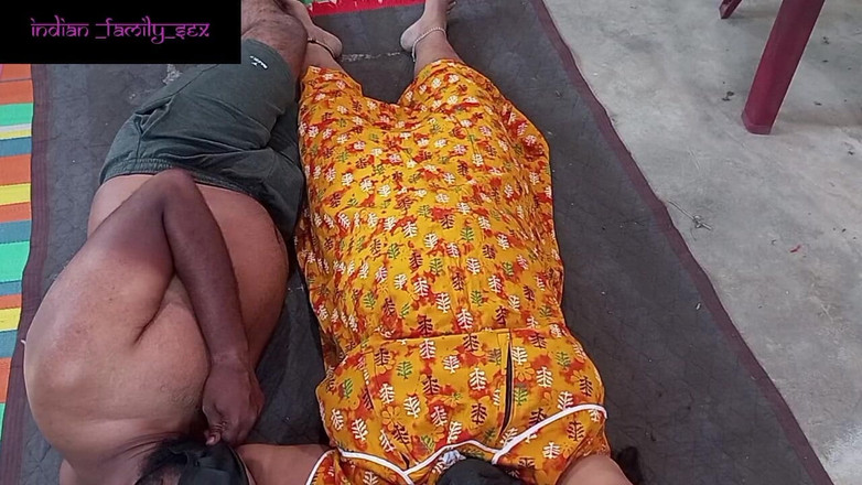 Indian IFS: Partea 3 mama vitregă o ispitește pe fiul vitreg dimineața devreme