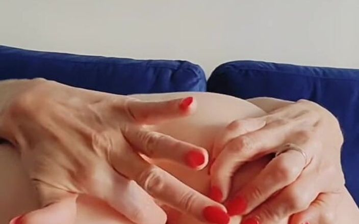 Funeastcoastcouple: Sexy Hotwife Spending Her Morning Getting off All by Her...