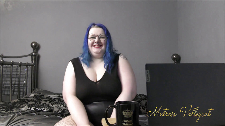 Mxtress Valleycat: Honění z domova