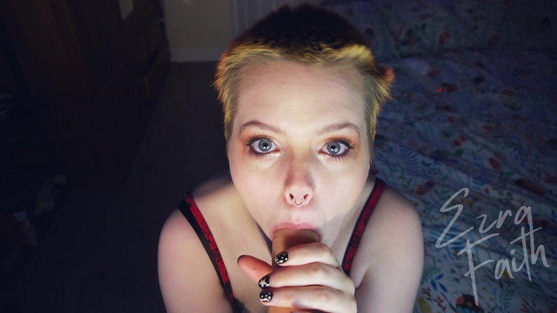 Ezra faith: Beta testování děvky trénované Ai - Poslouchej mě - Ezra Faith Buzzcut...