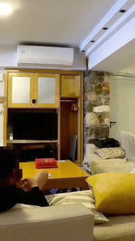 Hot Babe Gets Fucked by Pizza Boy to Pay the Bill
