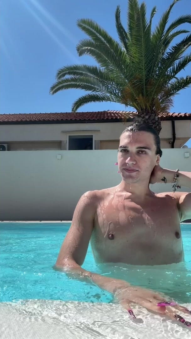 Dreamboy: Femboy on Holiday Big Cumshot Swimming Named in Pool and...