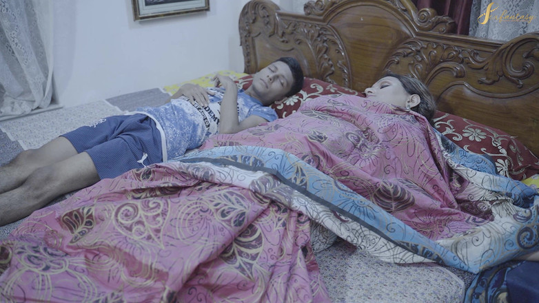 Setup movie: A Teenage Boy Is Seduced by Seeing Her Step Mother's...