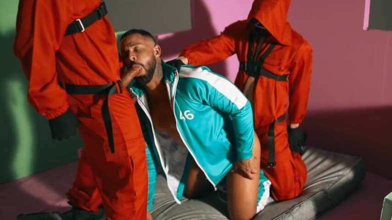 ortizjona: Фистинг игра кальмаров игра пародия, смотреть Jona Ortiz Hole отфистили в первый раз косплей