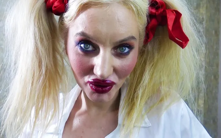 Goddess Celine: Lipstick Domination