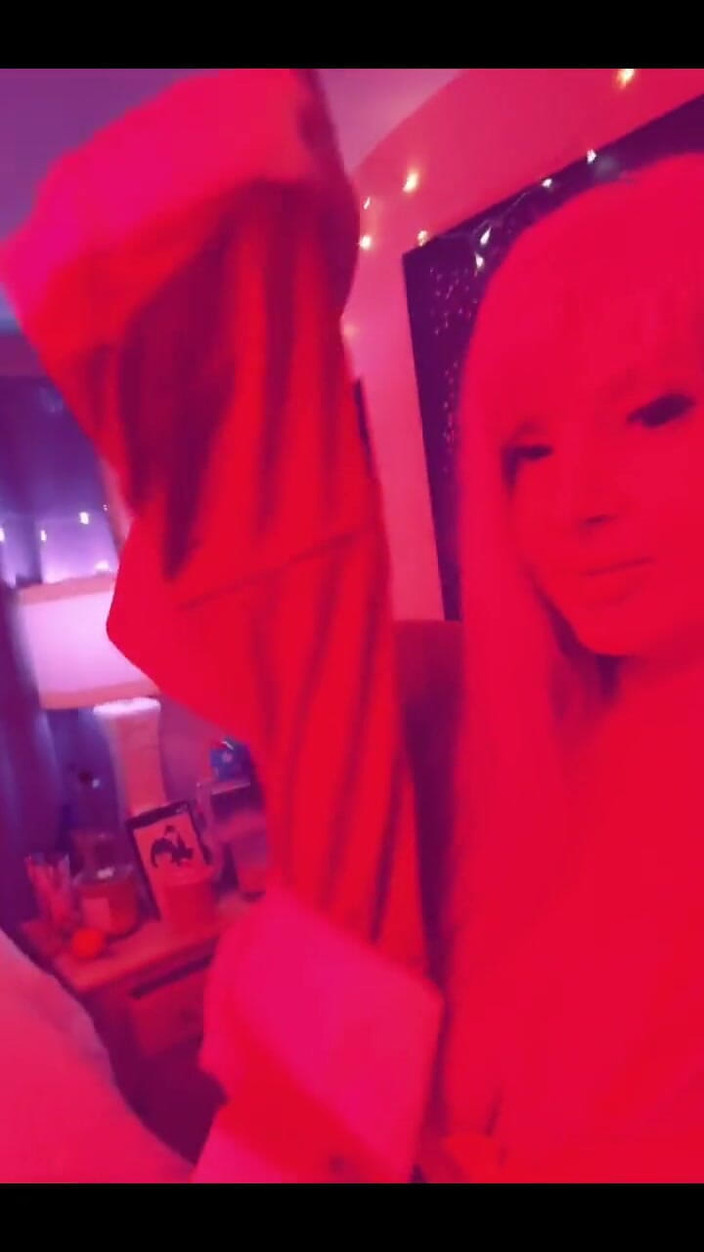 PaintedRose: Ia adalah Hari Filem untuk "Krismas Valentine"