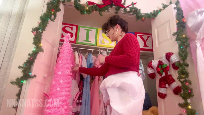 Natalie Napoli: Ibu tiri trans menemukan lemari banci rahasiamu