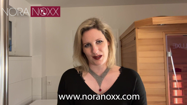 NoraNoxx: CMNF: Giới thiệu về đêm qua: Phụ nữ khỏa thân, đàn ông mặc...