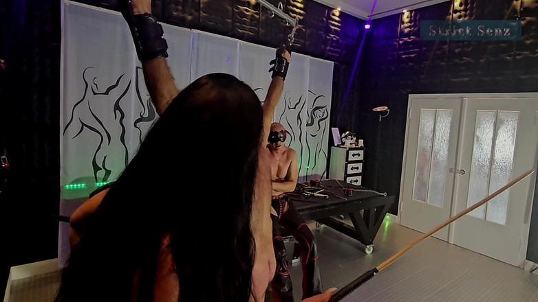 Strict Senz: Bi-slave Ciężko Biczowanie Twarde Chłosta Przez Femdom Maledom Część 2