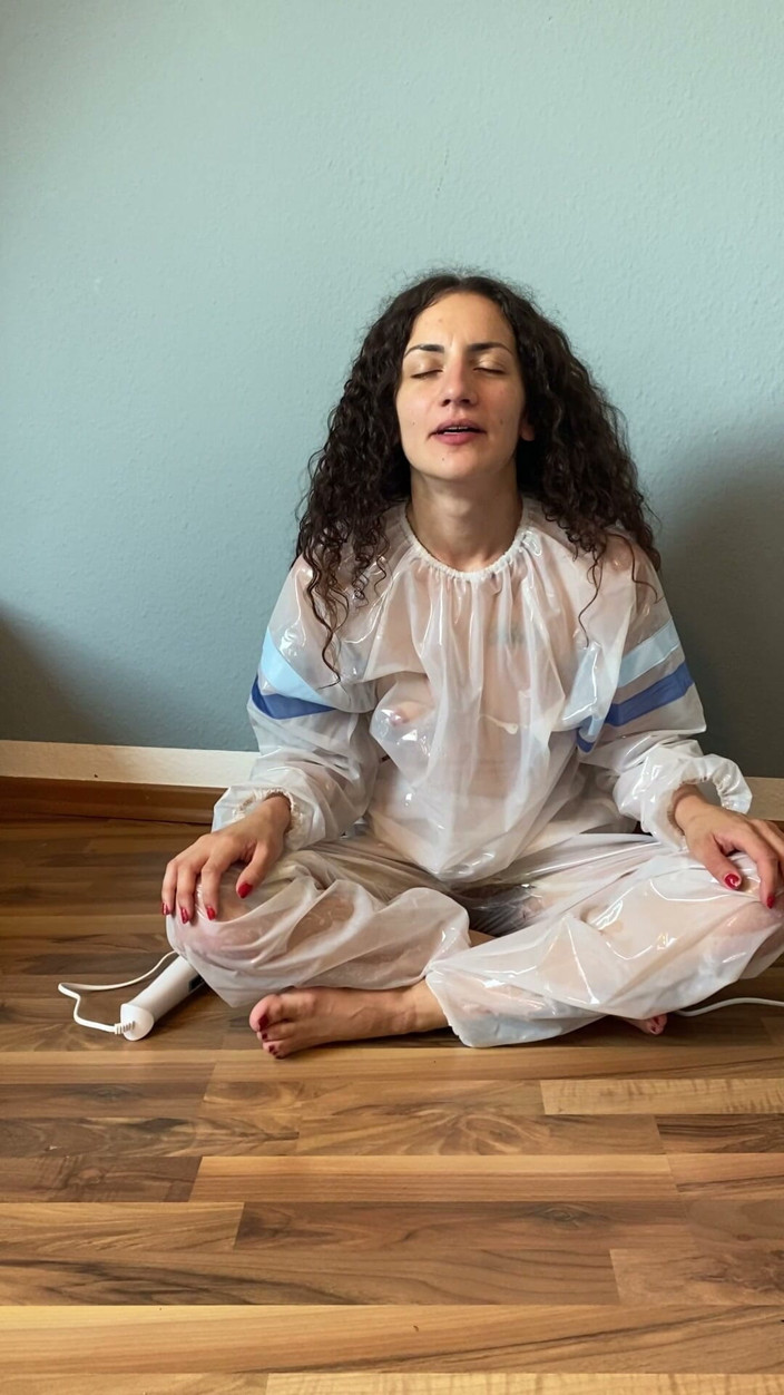 NoMainstream Studio: Floating Piss in the Pvc Pants, Fuck the Piss Runs...
