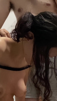 Miriam의 첫 코 플레이