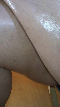 Shaking legs and thighs.