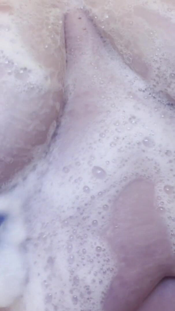 Who Wants to Come Help Me Wash My Big Tits?? (Stacysmom105) Who Wants to Come Help Me Wash My Big Tits?? (Stacysmom105)