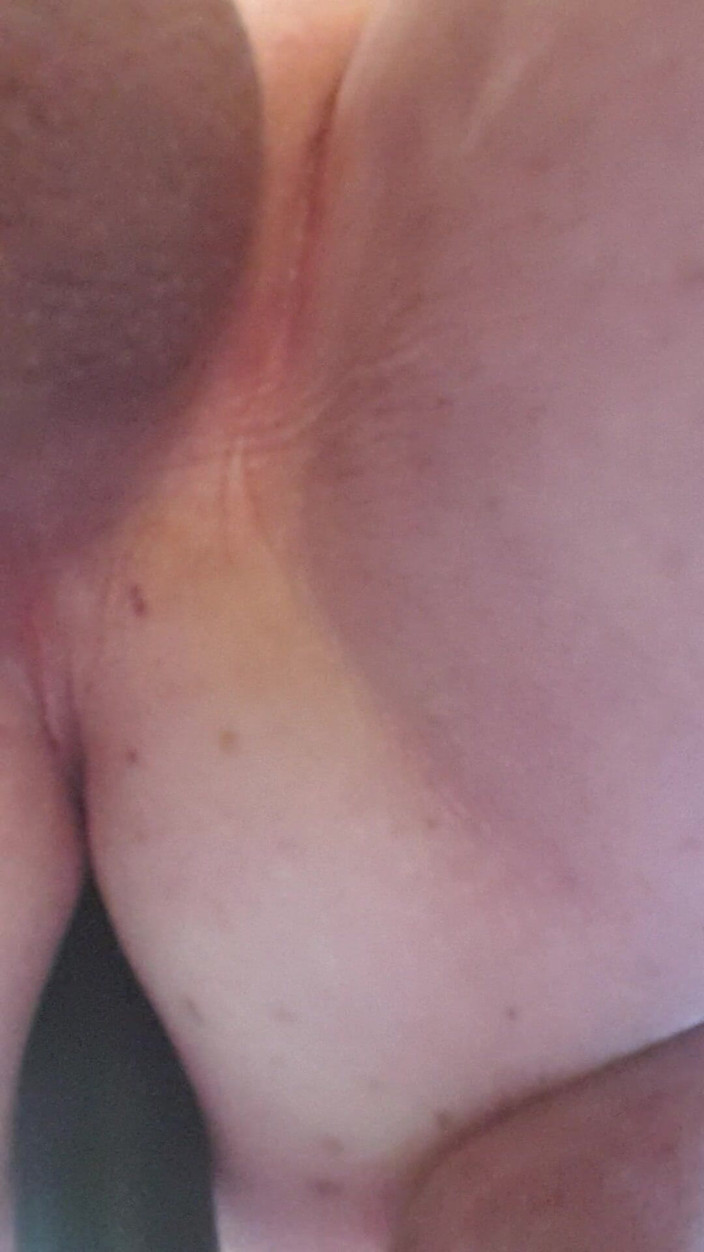 Redhairy4u: Futai în cur cu jucărie, masturbare cu penis mic