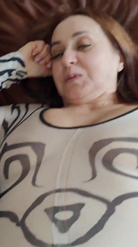 Sousedka Pozdravila Svého Manžela a Spala Se Mnou.