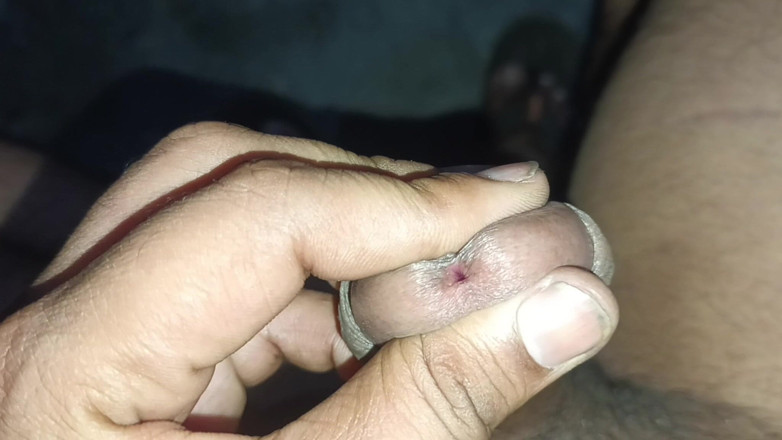Luckky: Yarağımı emmek ister misin