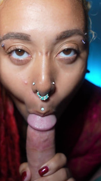 POV - เย็ดน้ําเงี่ยนไหลเยิ้มเร็วก่อนนอน - สาวผสมคนสวยที่มีหีและตูดใหญ่