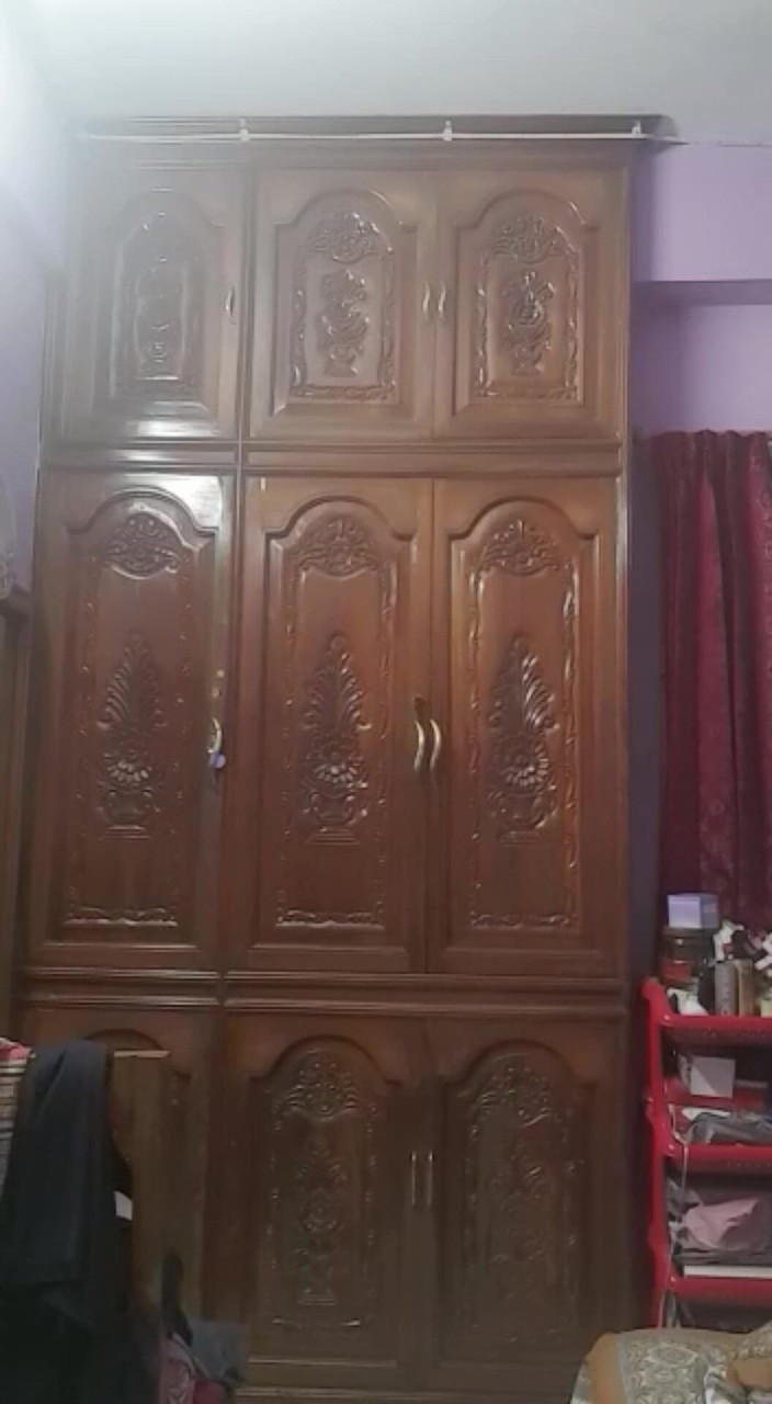 MehwishAly: Dr. Sadia Natáčí nahé video pro mé následovníky