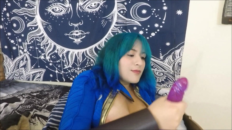 VickyVixen: Mă joc cu jucăria mea preferată