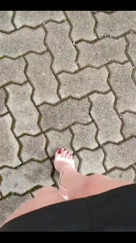 Yeni Sandaletler
